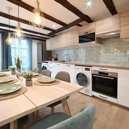 Maison Avec Dans L'hyper Centre De * ポアティエ