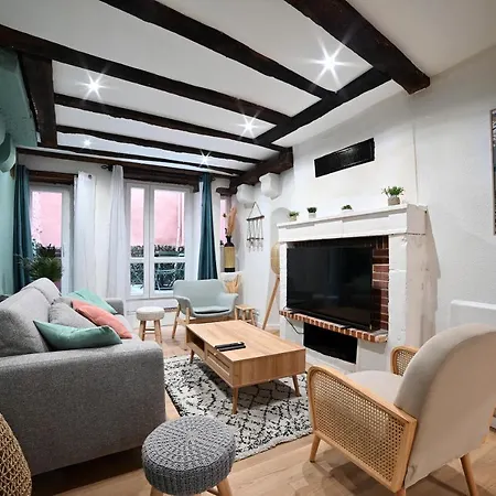 Maison Avec Dans L'hyper Centre De Villa