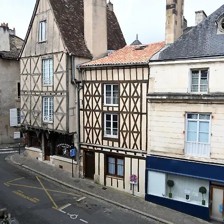 Maison Avec Dans L'hyper Centre De Vila Poitiers