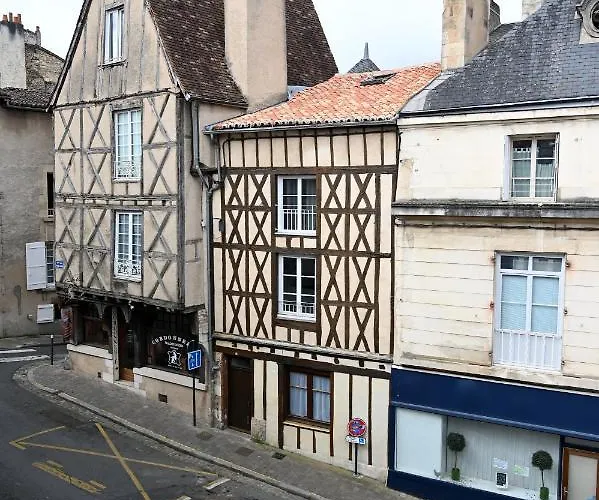 Maison Avec Dans L'hyper Centre De Villa Poitiers